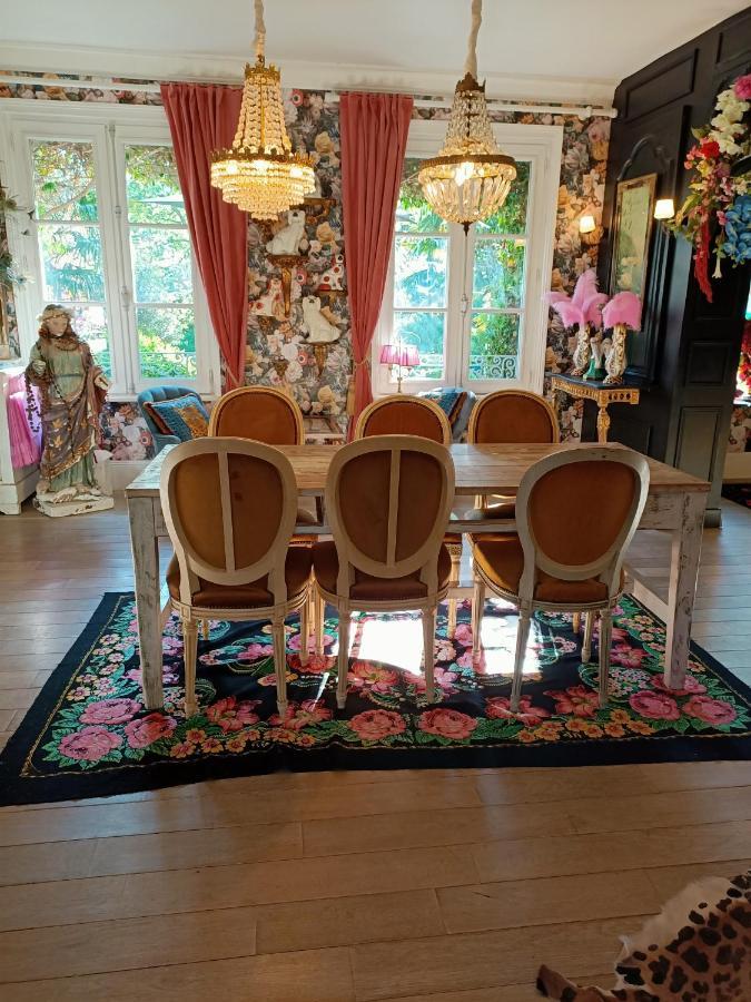 Bed and Breakfast Un Parfum De Violette Fourneville Экстерьер фото