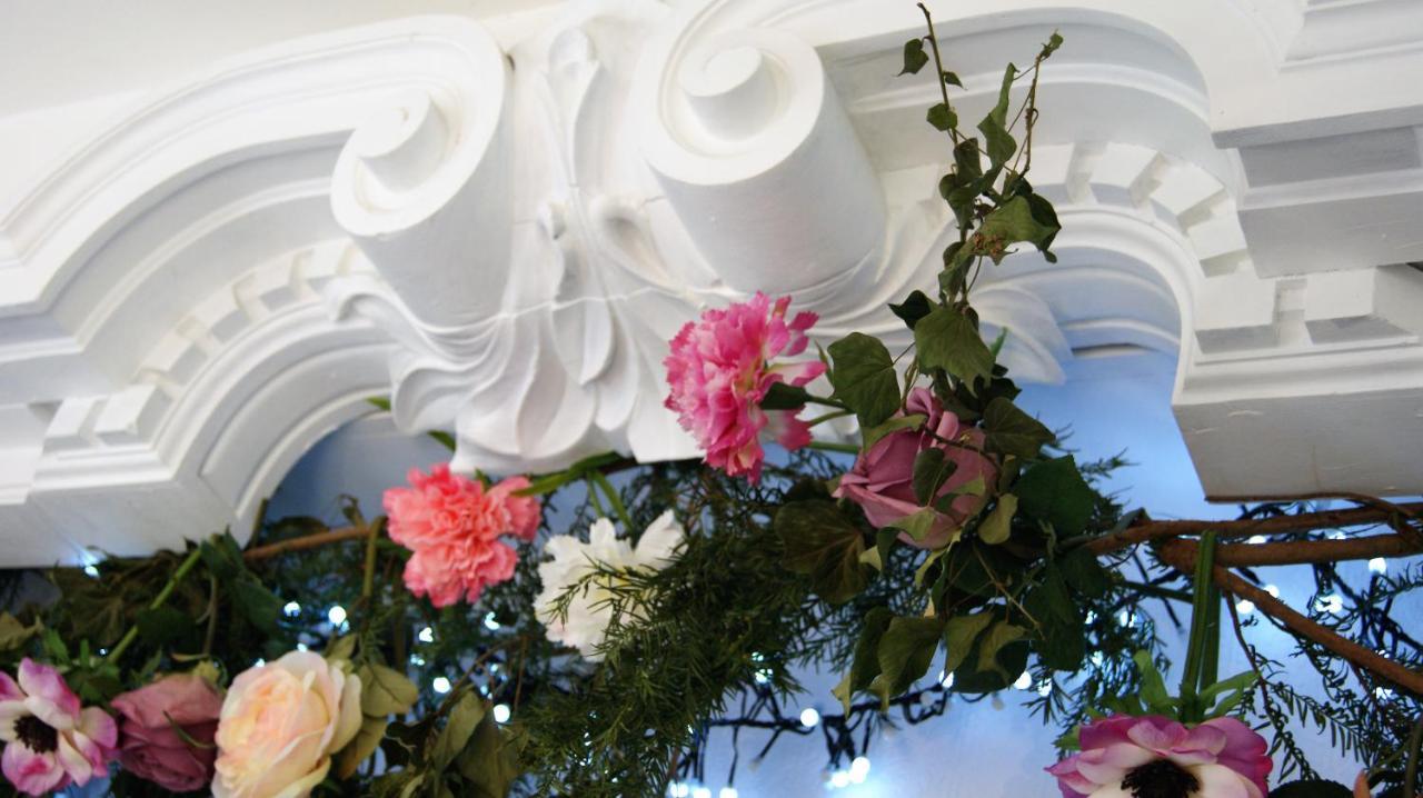 Bed and Breakfast Un Parfum De Violette Fourneville Экстерьер фото